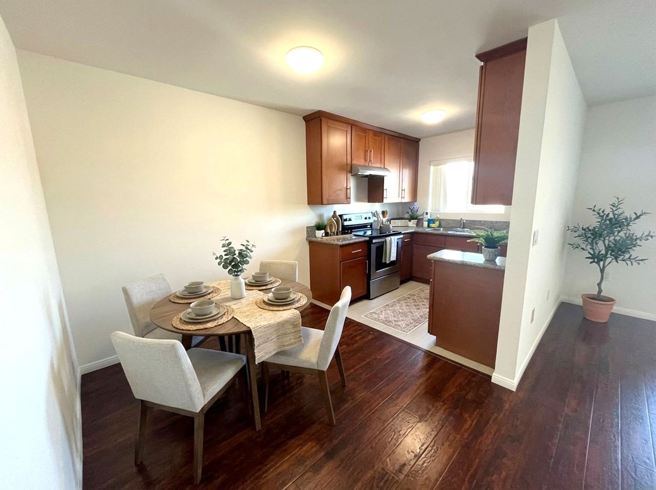 6501 Fulton Ave - Photo 6 of 50