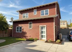 featured image of 1449 W 28th St