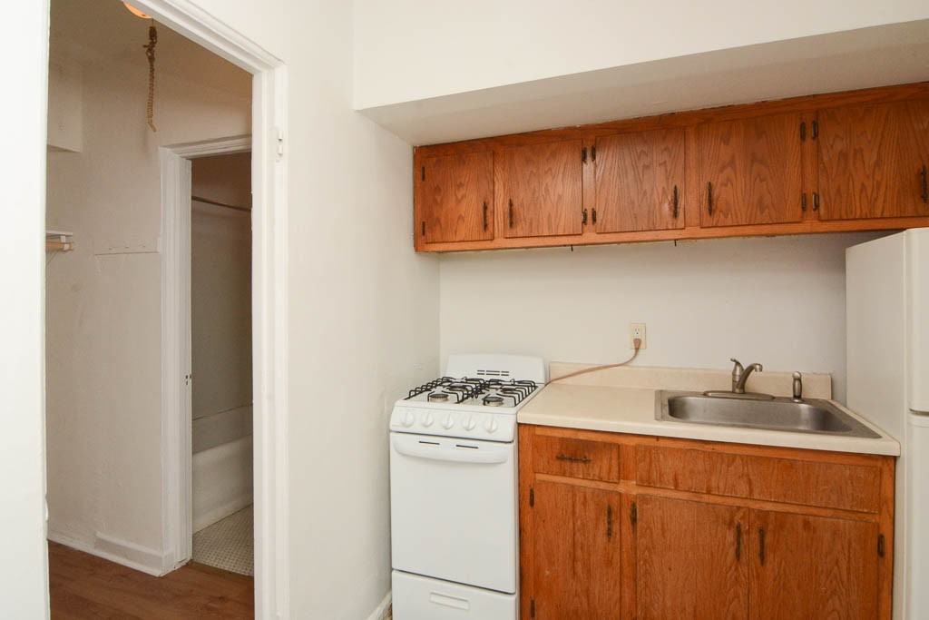 Chicago #D302 - Photo 3 of 14