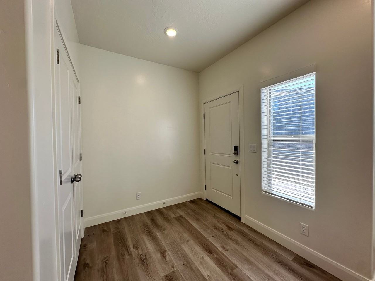 350 W Old Highway 91 #60 - Photo 2 of 36