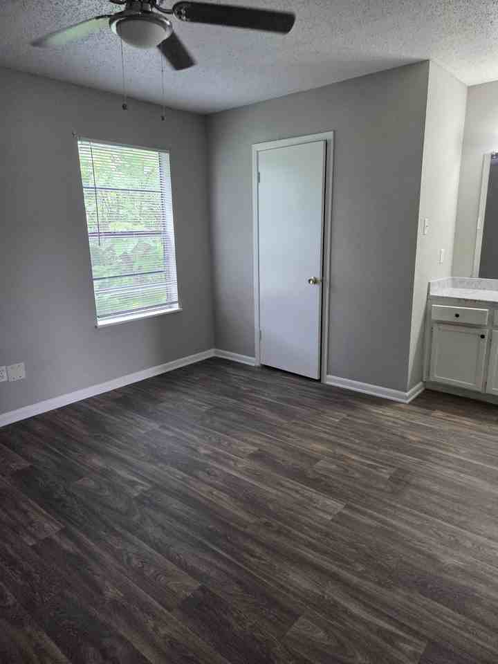 3033 East State Highway 22 #24 - Photo 7 of 7