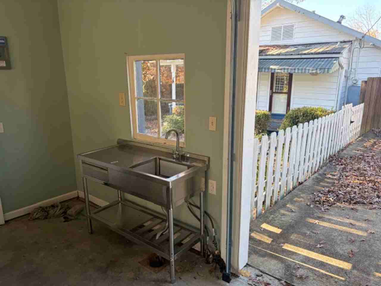 2017 N Garfield St - Photo 7 of 44