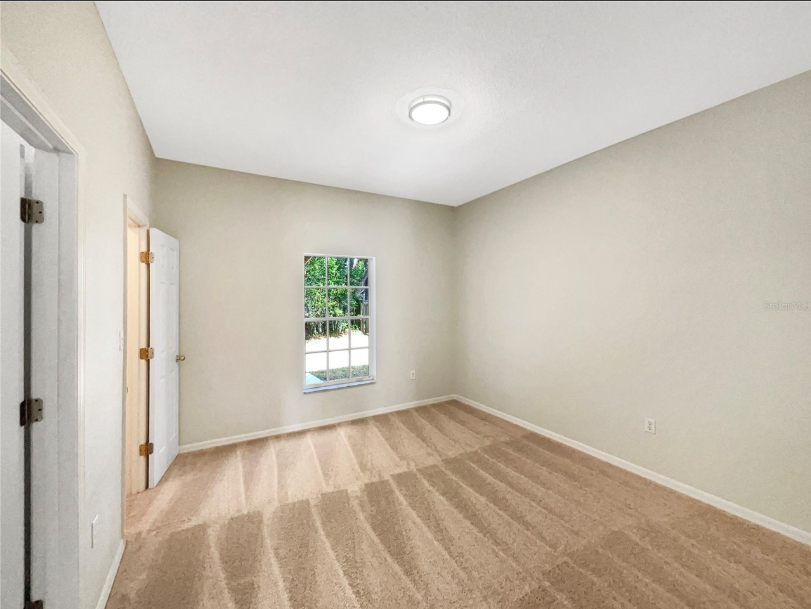 920 Forest Drive - Photo 6 of 20