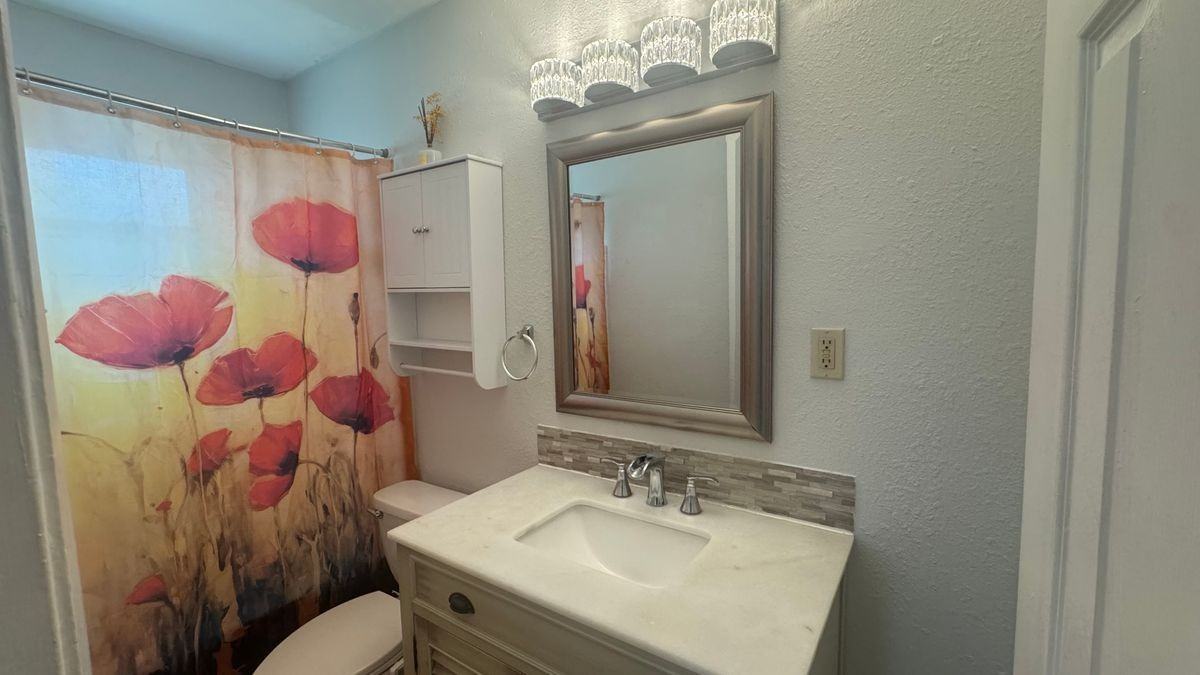 3202 West Tacon Street ##B - Photo 3 of 6