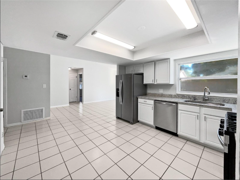 831 Haulover Drive - Photo 5 of 22