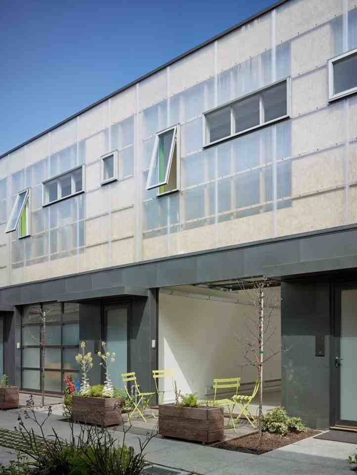 6056 Adeline Street - Photo 3 of 21