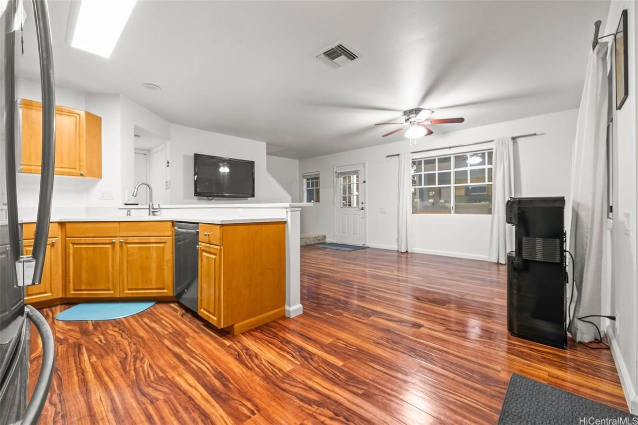 91-438 Makalea St #102 - Photo 5 of 20