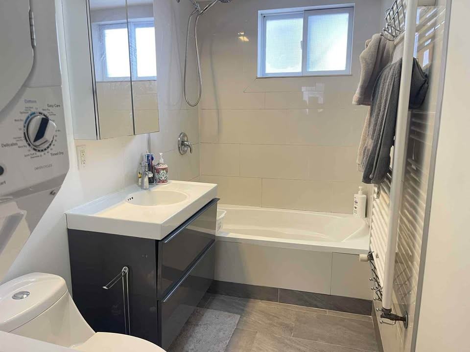 33 Marier Avenue #3 - Photo 7 of 16