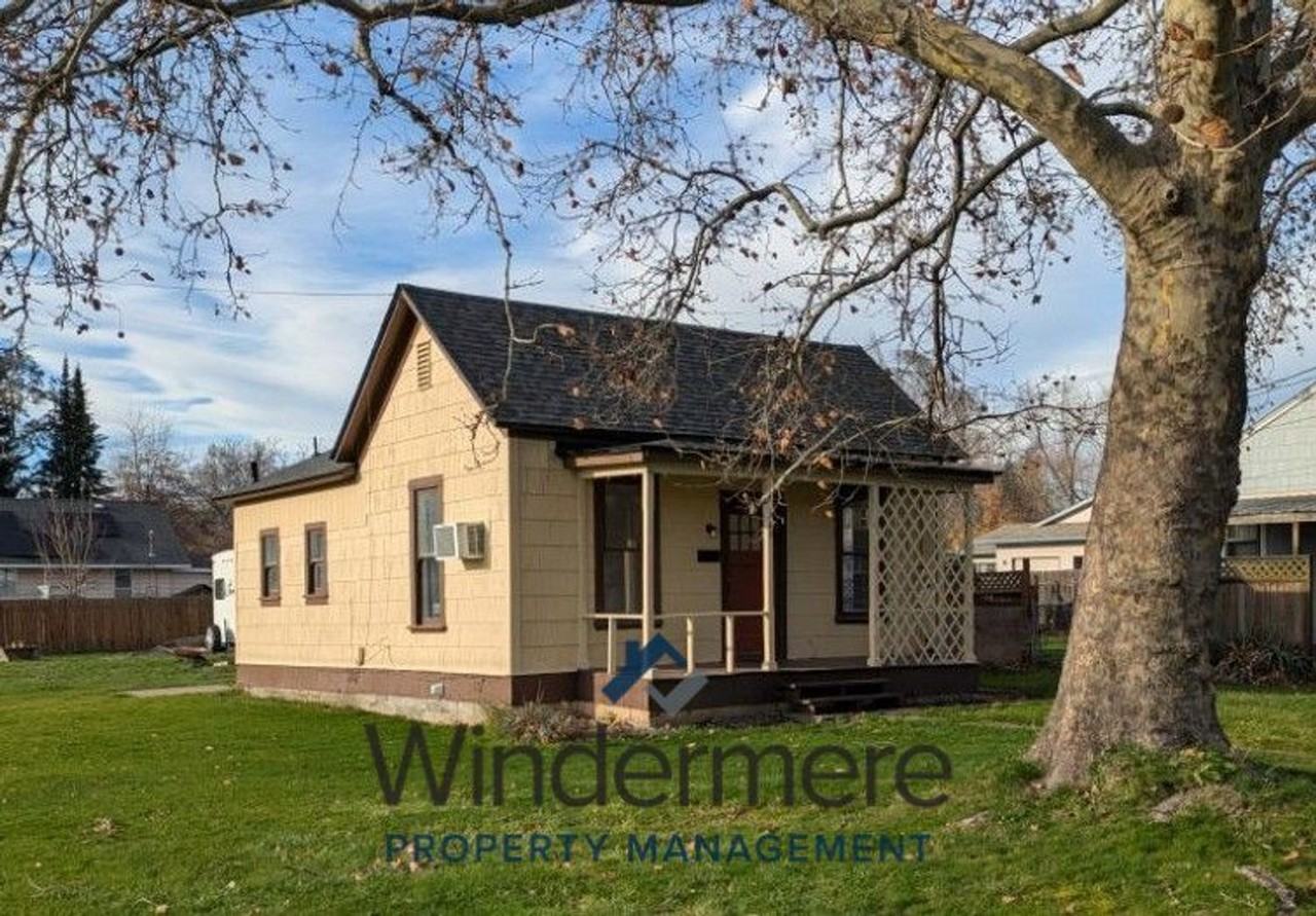 948 S 3rd Ave - Photo 2 of 12