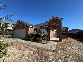 featured image of 6206 Taree Loop