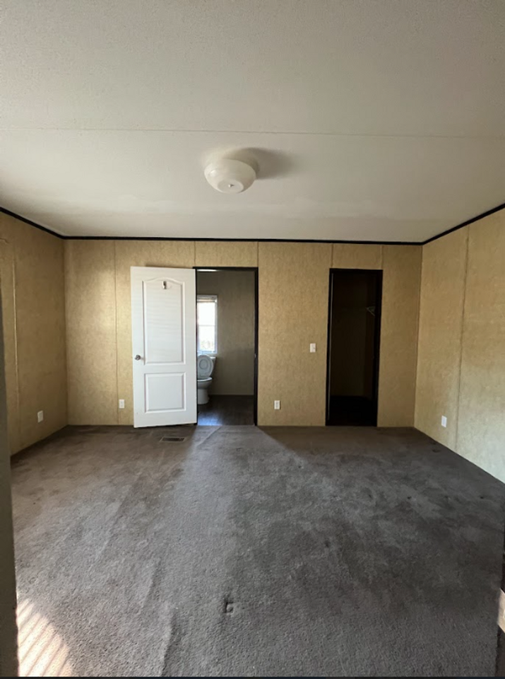 Virginia Avenue MH Park - Photo 5 of 17