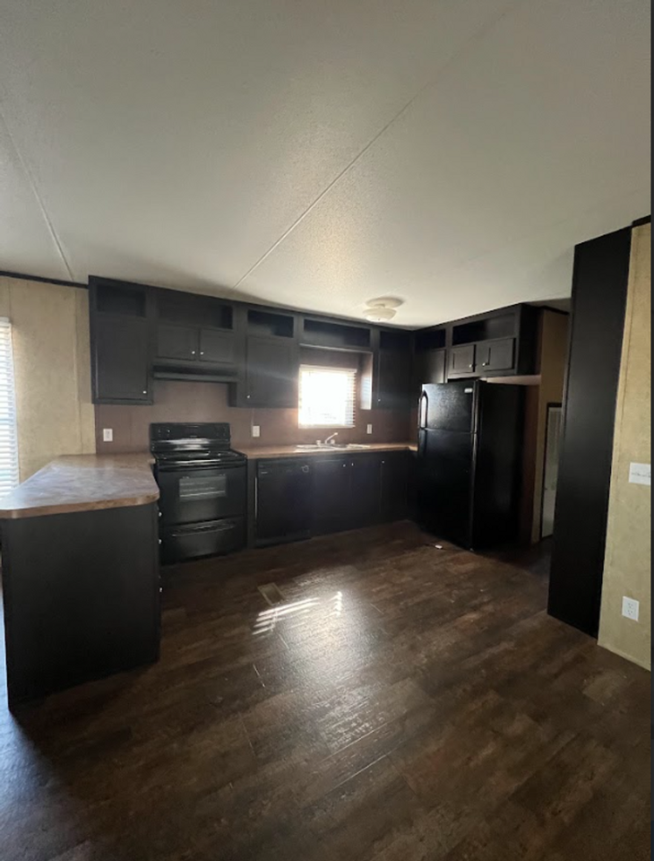 Virginia Avenue MH Park - Photo 7 of 17