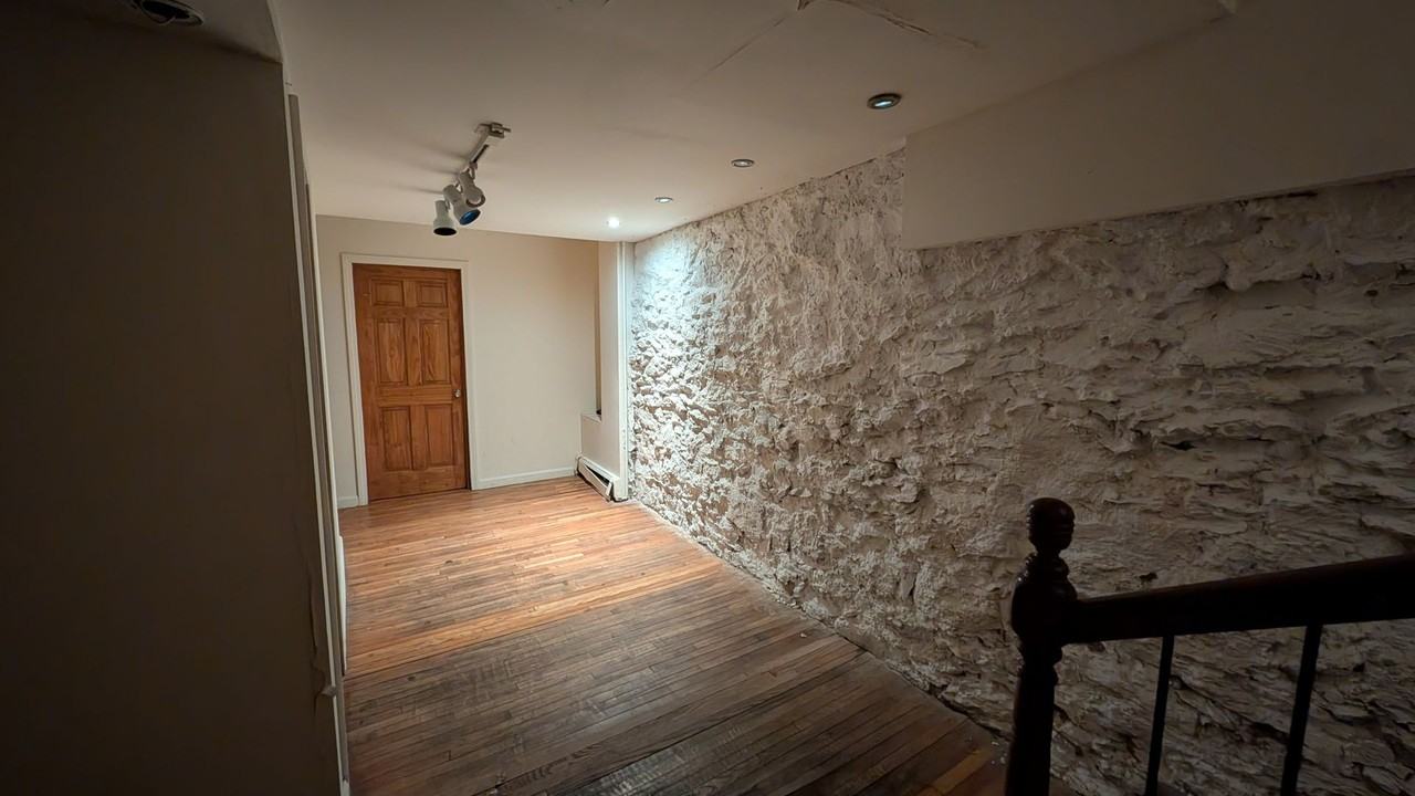 64 Fisher Avenue - Photo 7 of 11