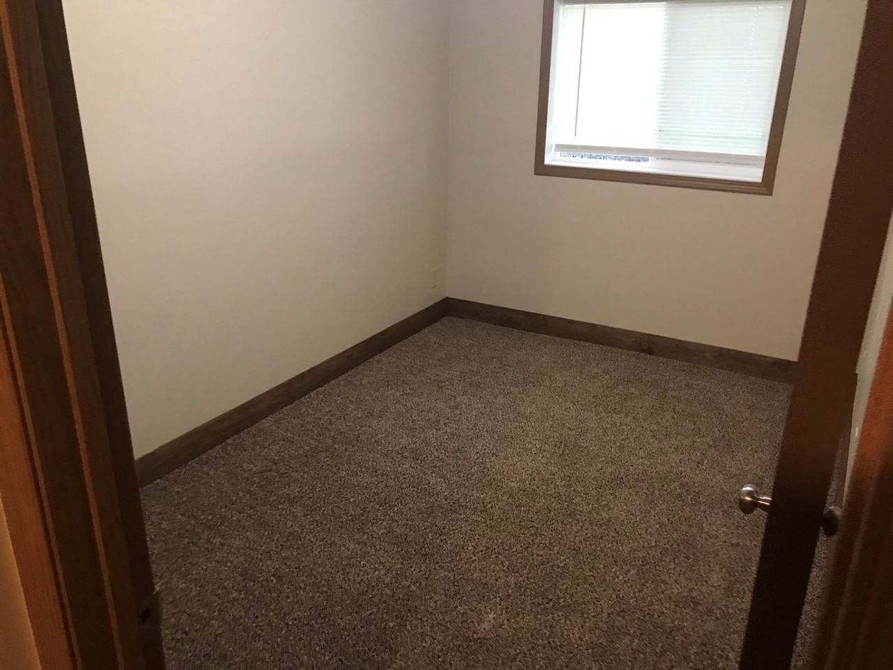 4605 Ontario St #1 - Photo 6 of 11