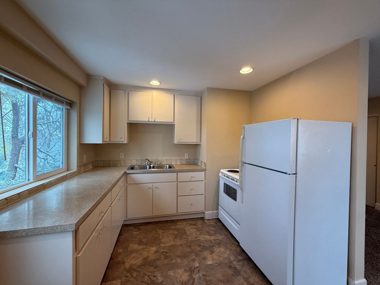 2008 West 9th - Photo 6 of 45