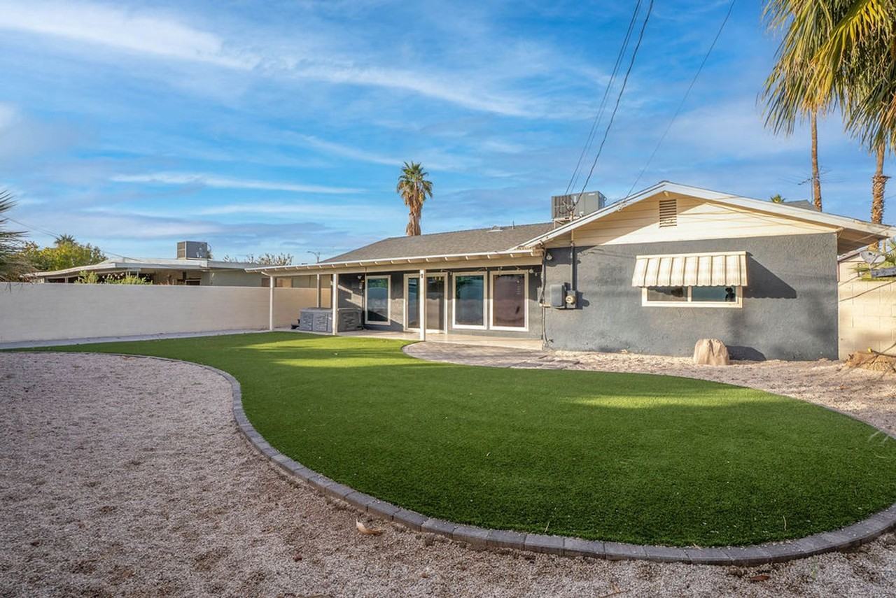 908 Bonita Avenue - Photo 4 of 50