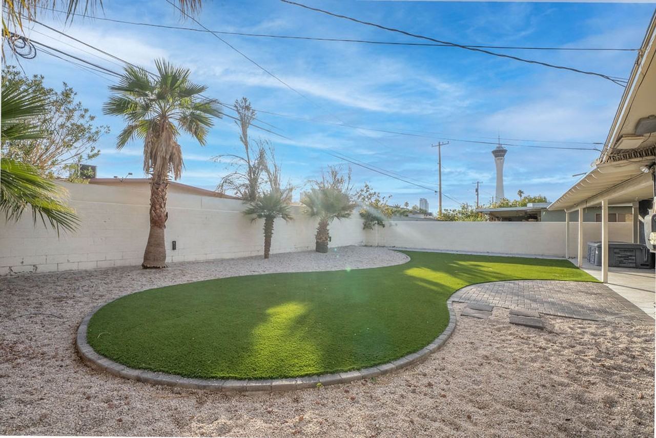 908 Bonita Avenue - Photo 5 of 50