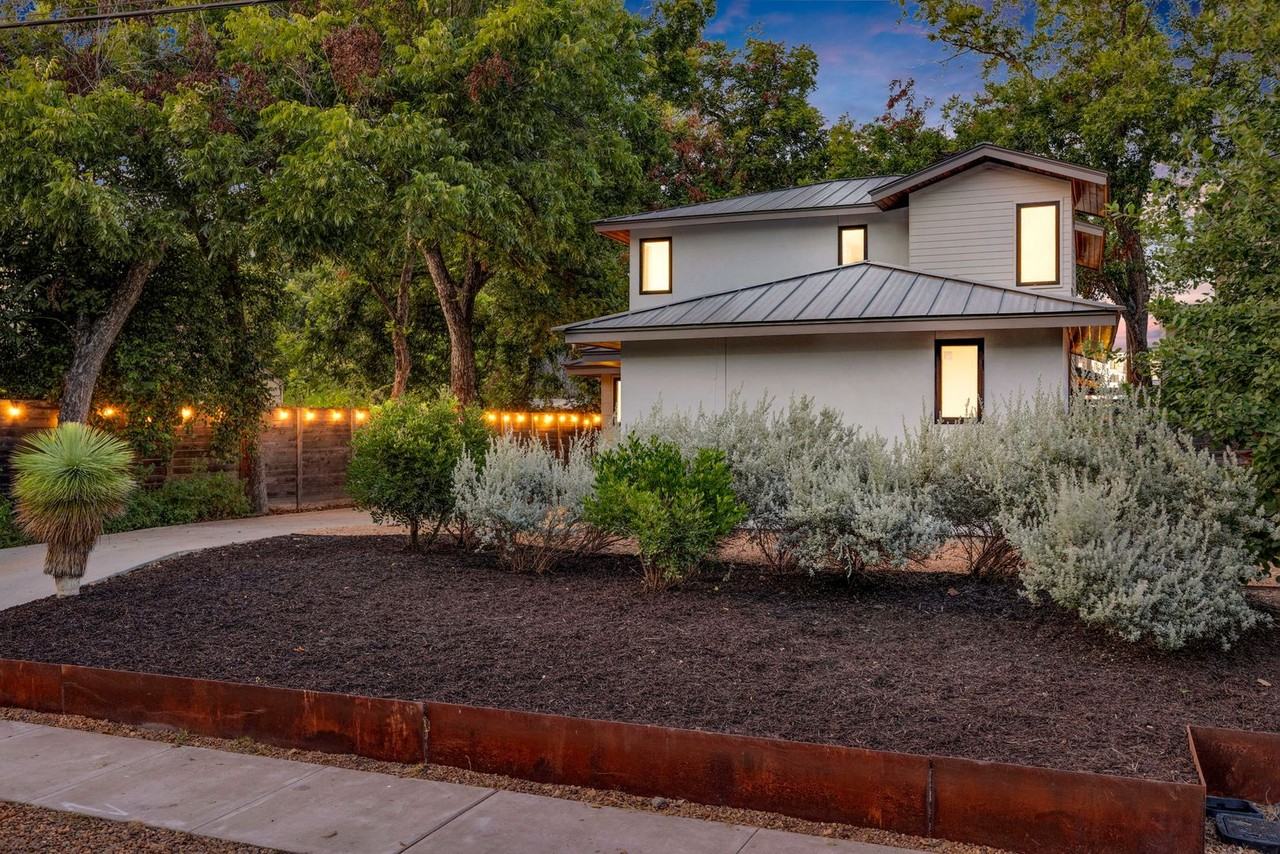 3610 Thompson Street #A - Photo 3 of 43