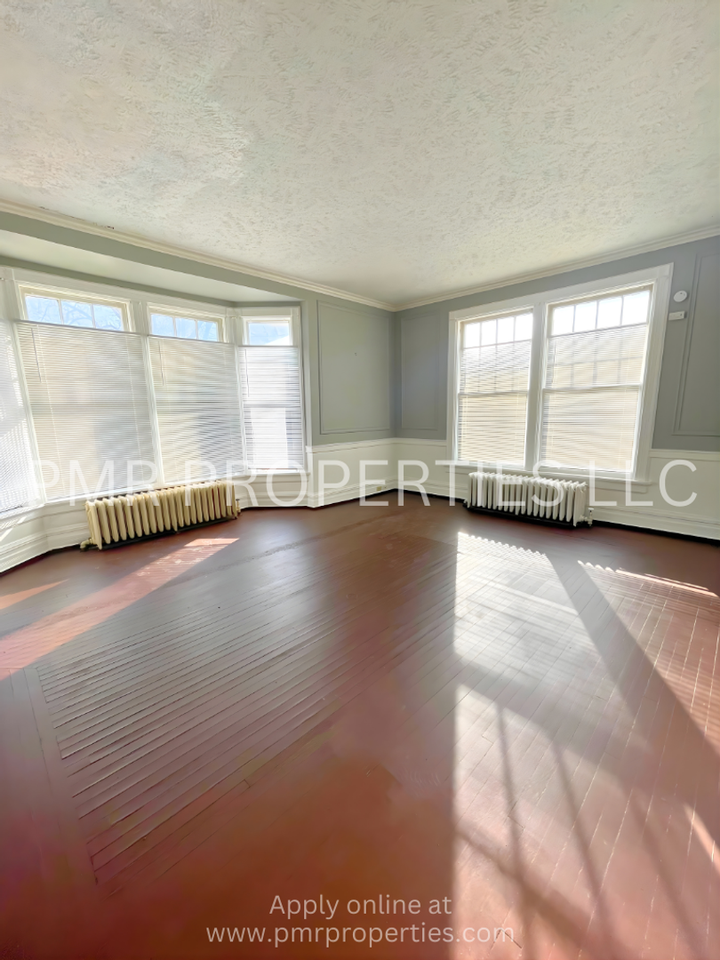 525 s 7th Street - Photo 3 of 21