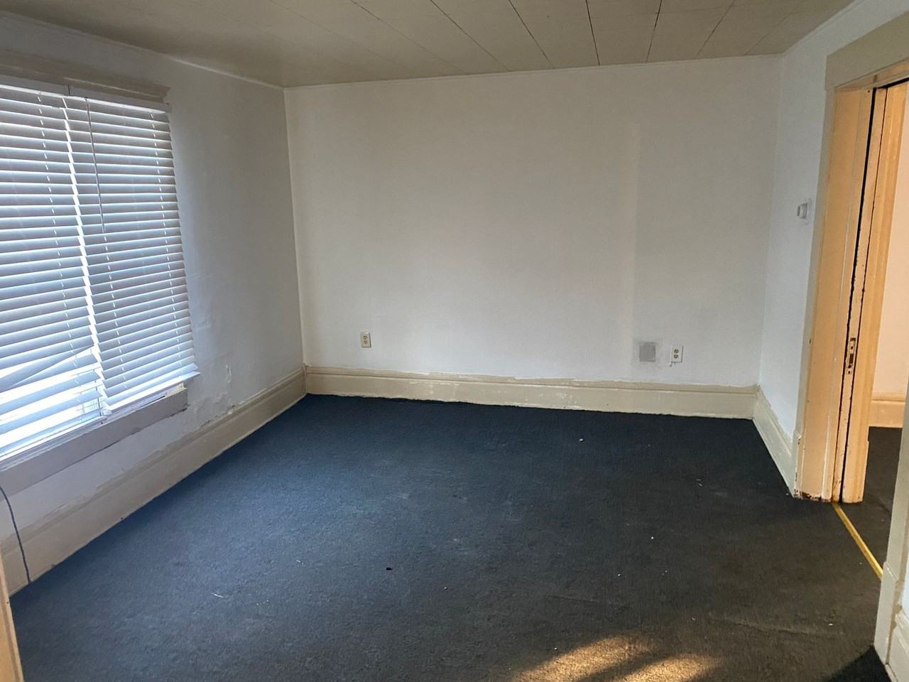 70 S Adams St - Photo 2 of 13