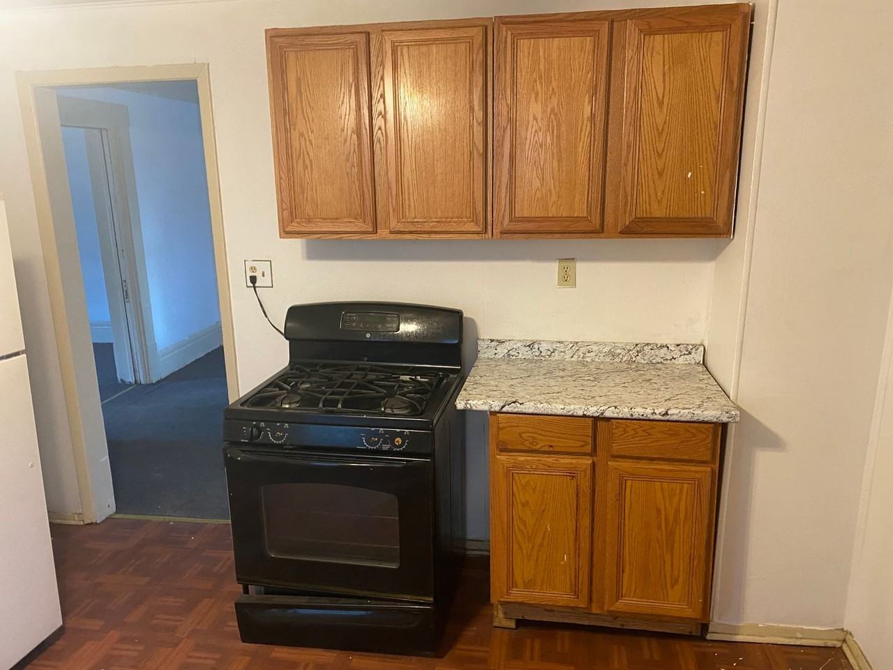 70 S Adams St - Photo 5 of 13