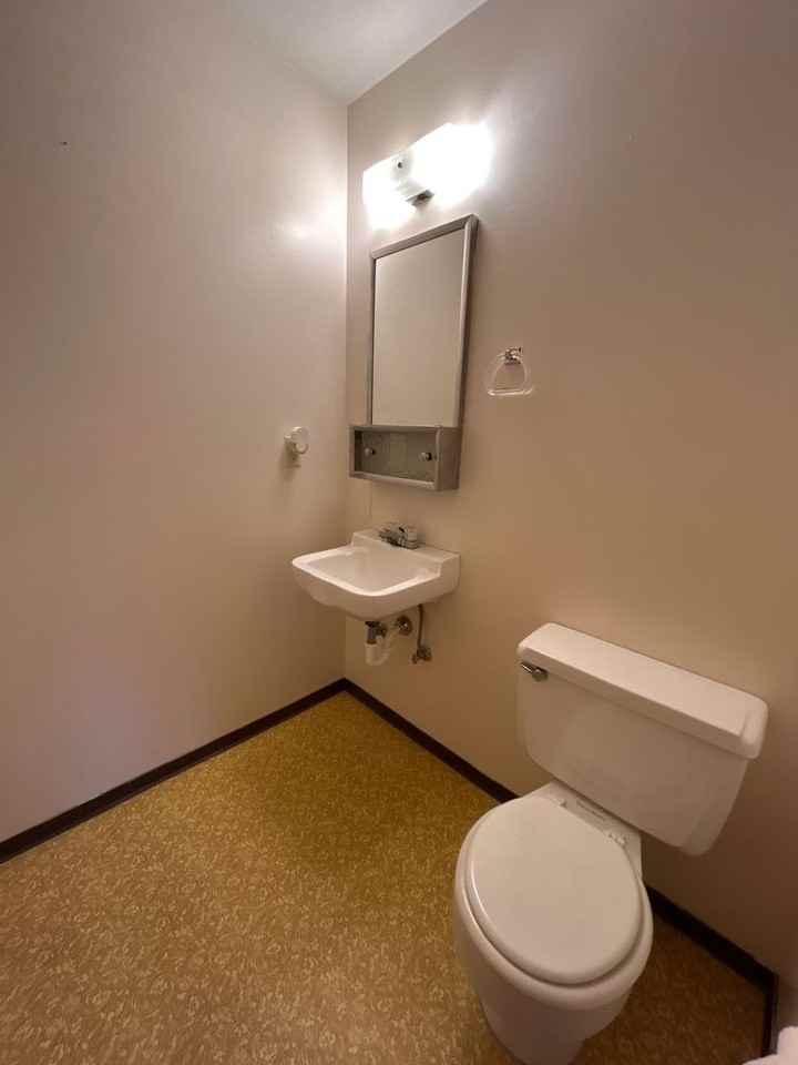 3348 Olympia Way - Photo 7 of 19