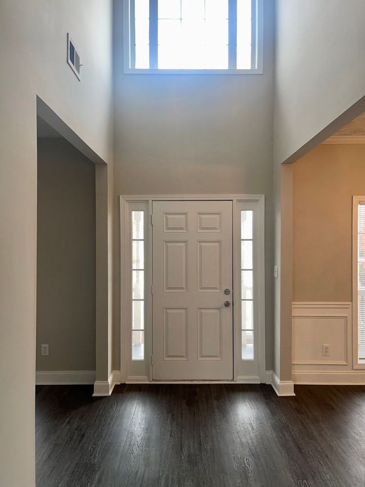 299 Sheffield Chase - Photo 2 of 26