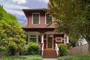 featured image of 926 Southeast 15th Avenue