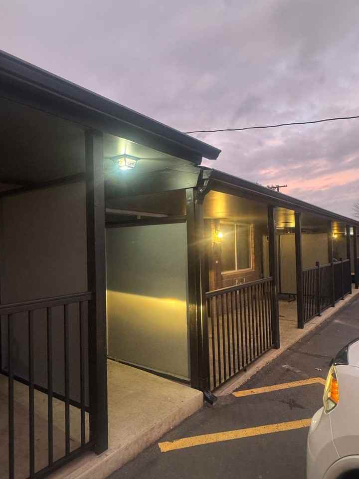 2705 West Nob Hill Boulevard #R1 - Photo 6 of 7