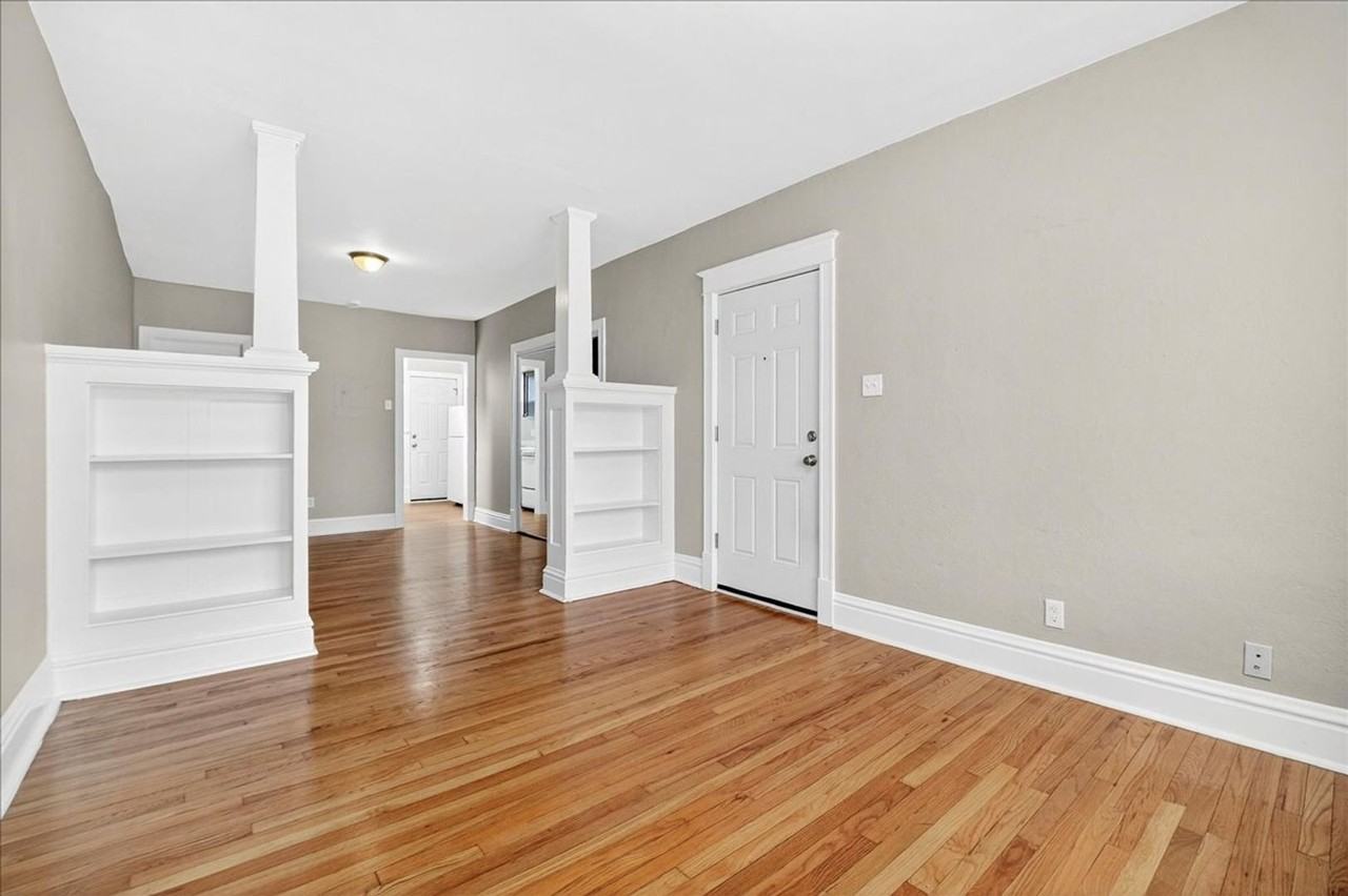 3918 Hereford Street - Photo 4 of 17