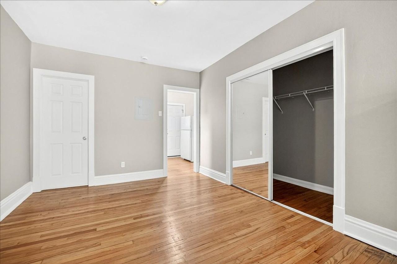 3918 Hereford Street - Photo 5 of 17