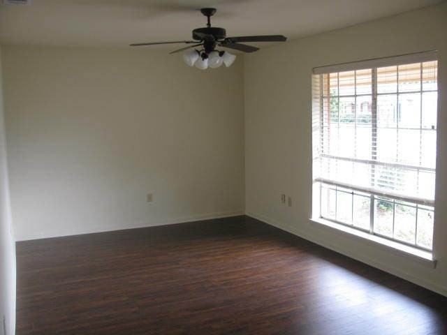 2005 Glenhaven Street - Photo 2 of 10