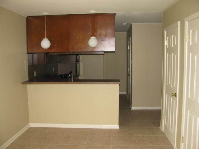 2005 Glenhaven Street - Photo 3 of 10