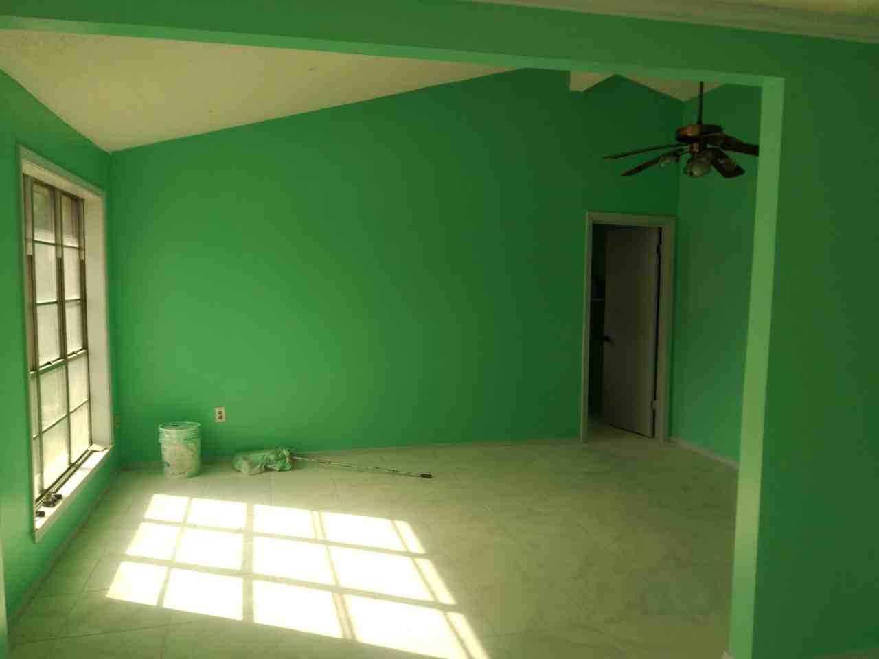 124 Azalea Avenue - Photo 3 of 11