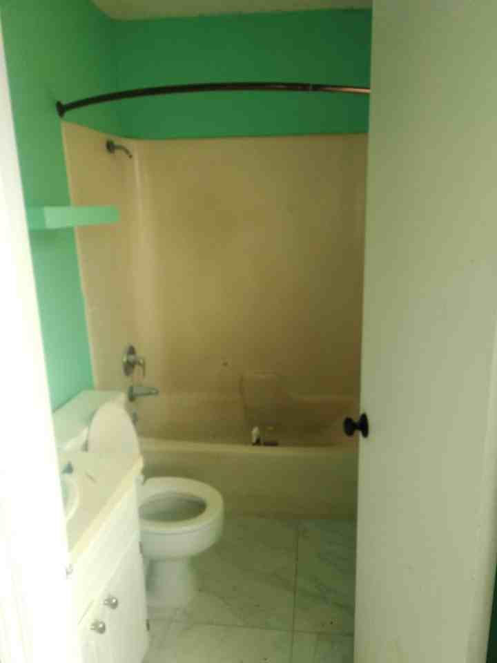 124 Azalea Avenue - Photo 7 of 11