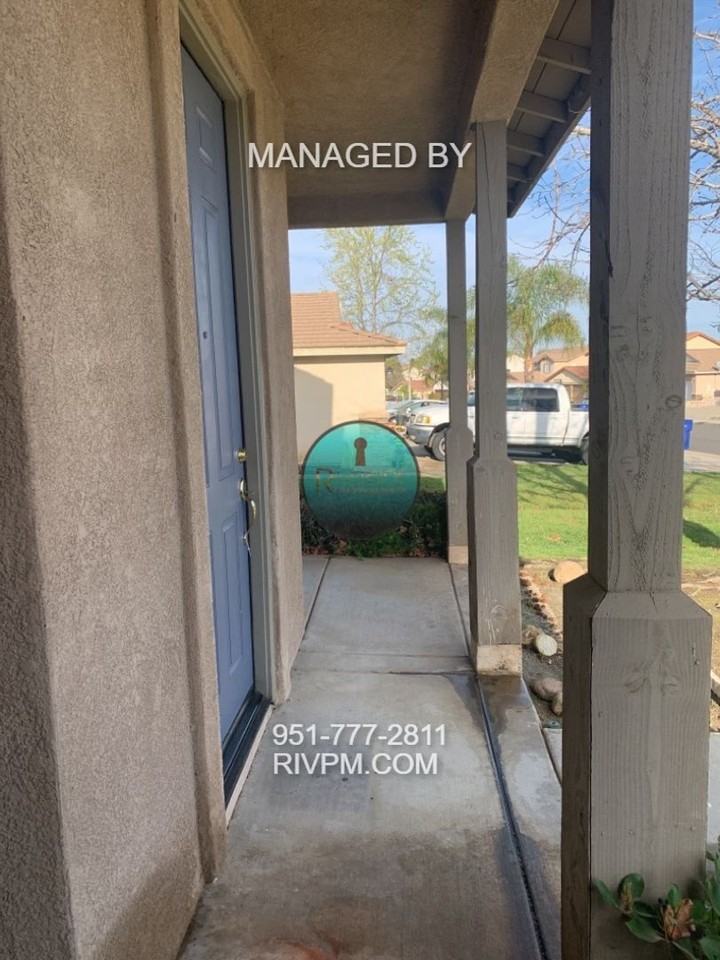 19555 Allenhurst Street - Photo 4 of 37