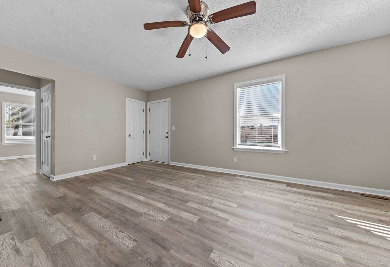 3000 Calk Street - Photo 4 of 17