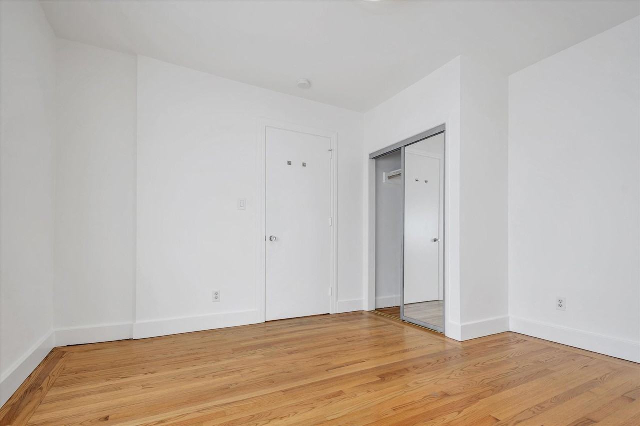 1221 Hayes Street - Photo 3 of 22