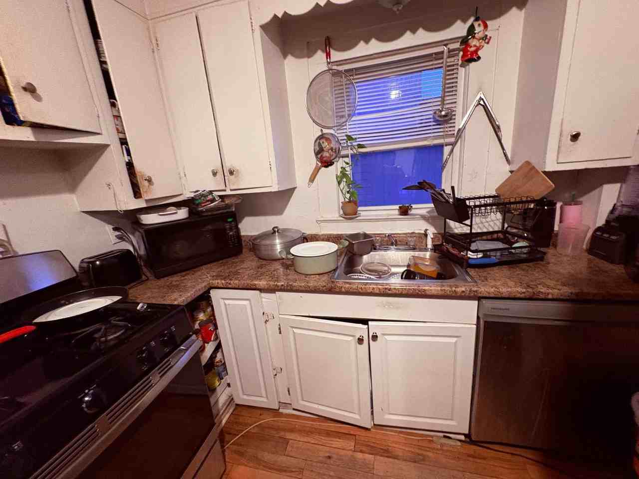 505 Ridge Avenue - Photo 7 of 33