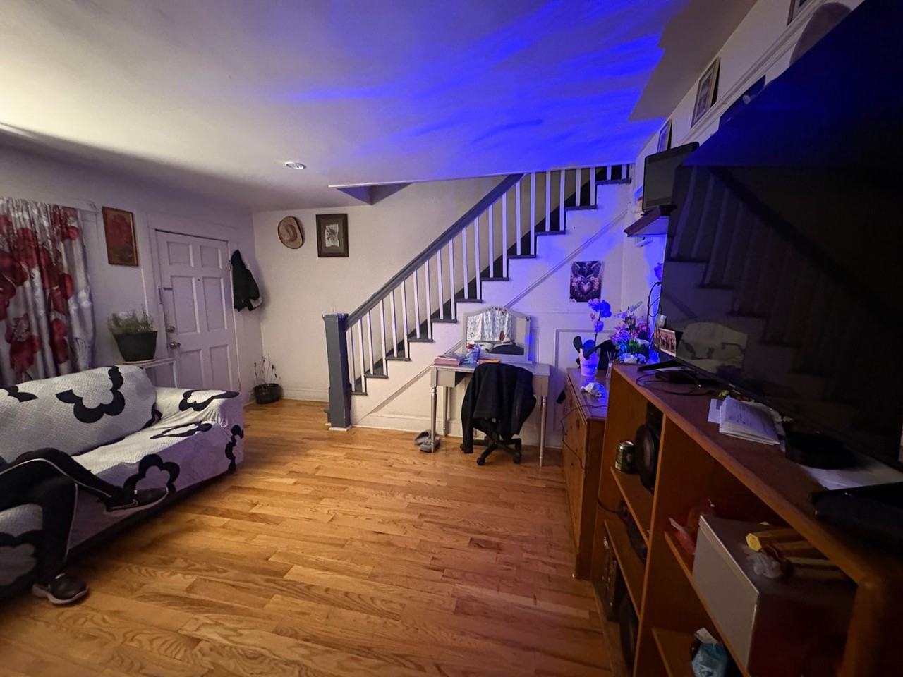 505 Ridge Avenue - Photo 4 of 33