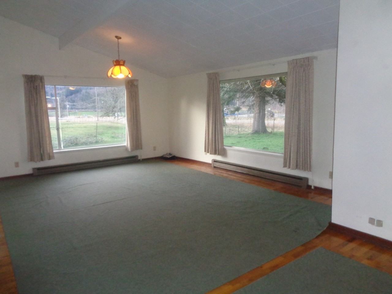 224 Priest Road - Photo 5 of 16