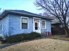 418 West 9th Street - Photo 1 of 1