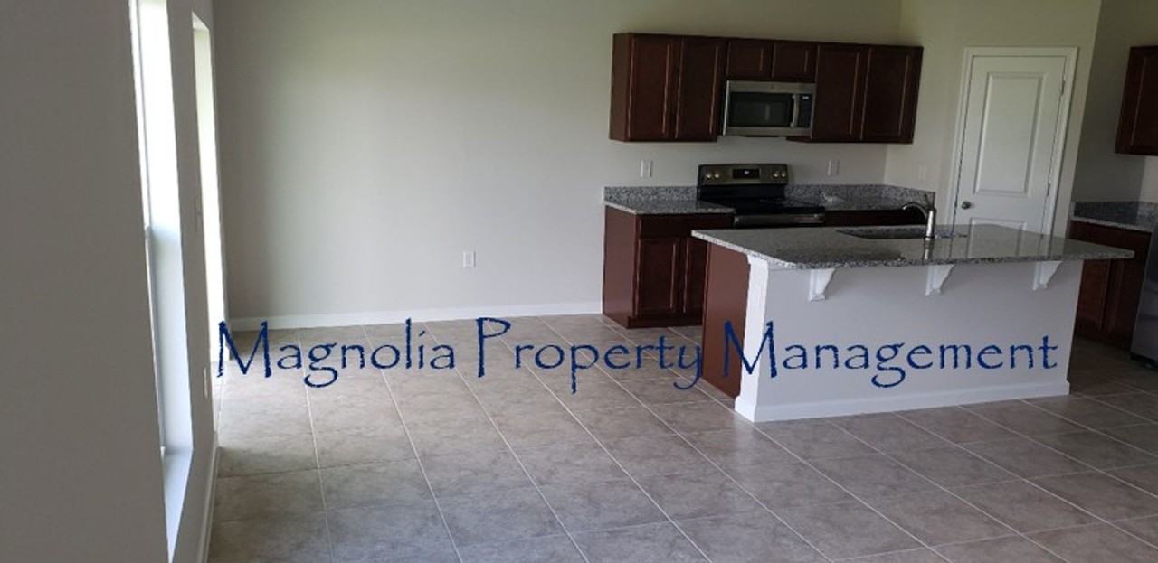 1067 Kobuk Street - Photo 4 of 16