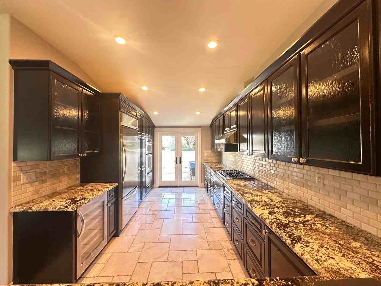 425 Vista Flora - Photo 6 of 30