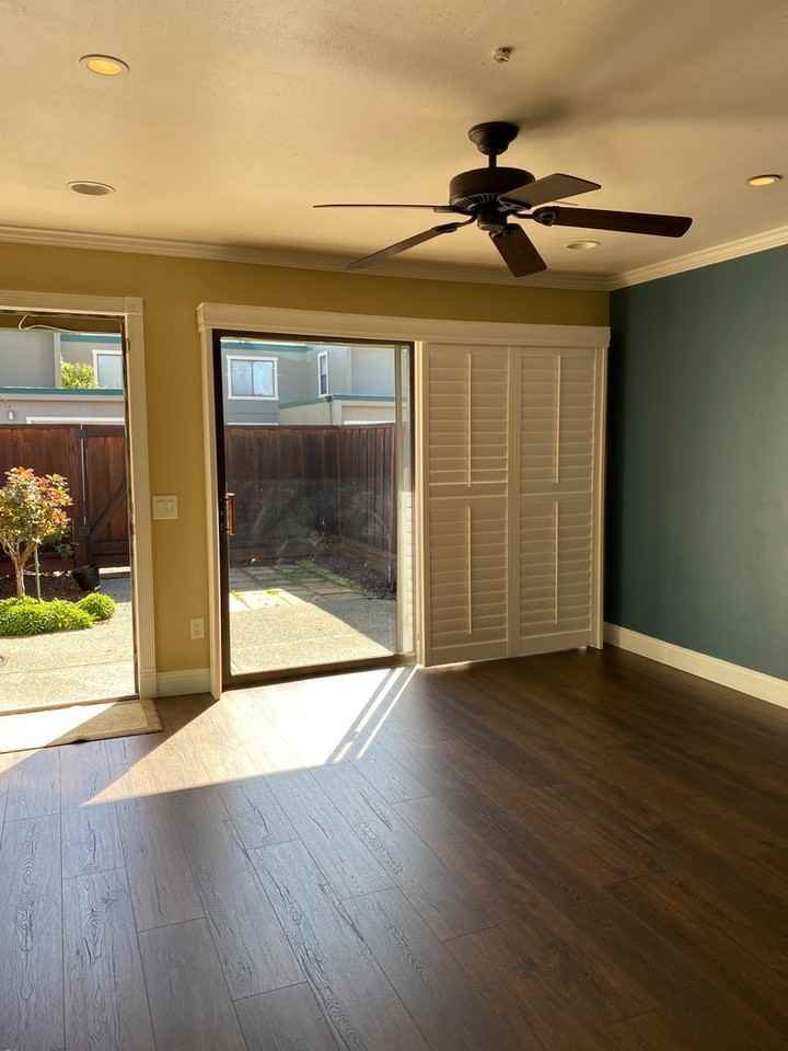 977 Santa Cruz Way - Photo 2 of 13