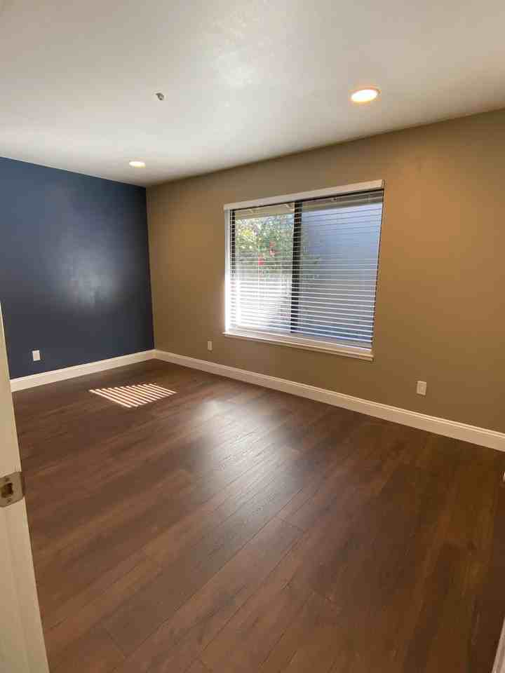 977 Santa Cruz Way - Photo 7 of 13