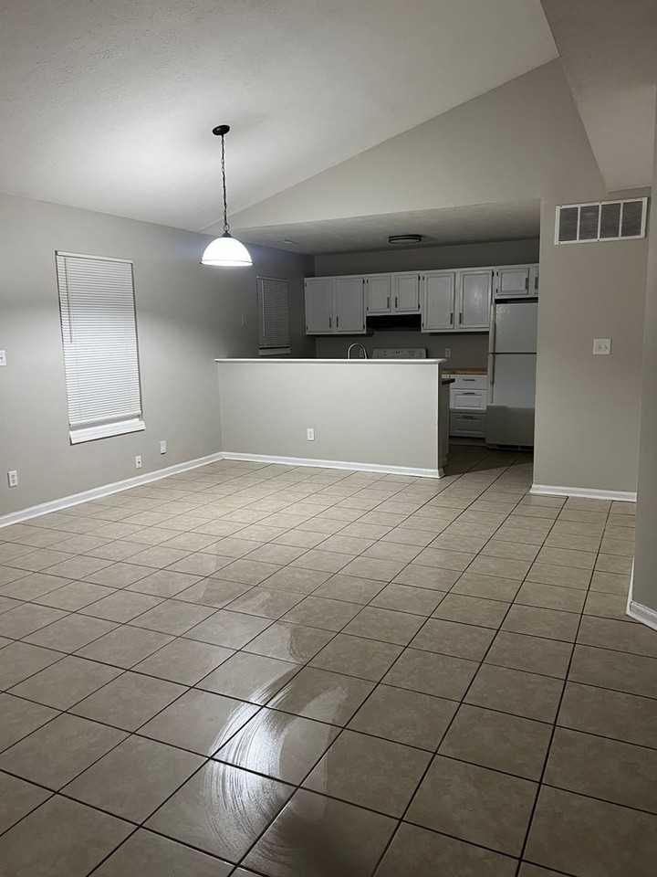 2823 Wheeler Street - Photo 3 of 10