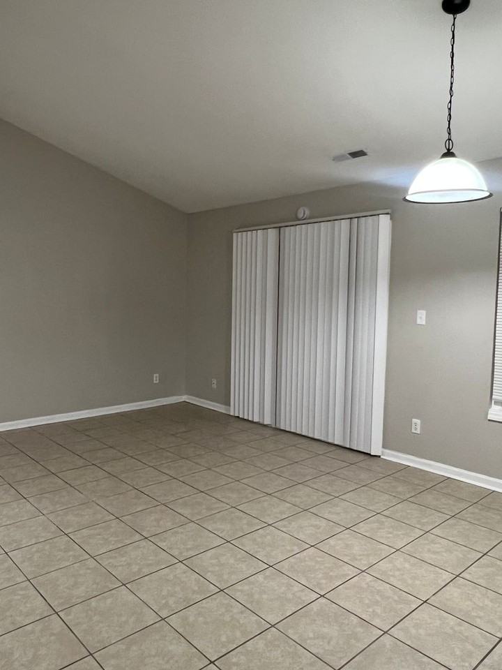 2823 Wheeler Street - Photo 7 of 10