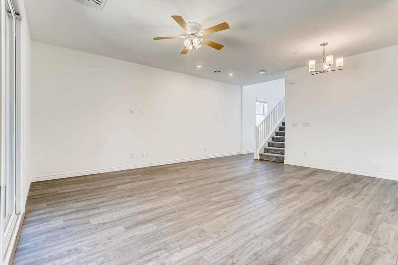 1285 Jaya Peak Court - Photo 7 of 28