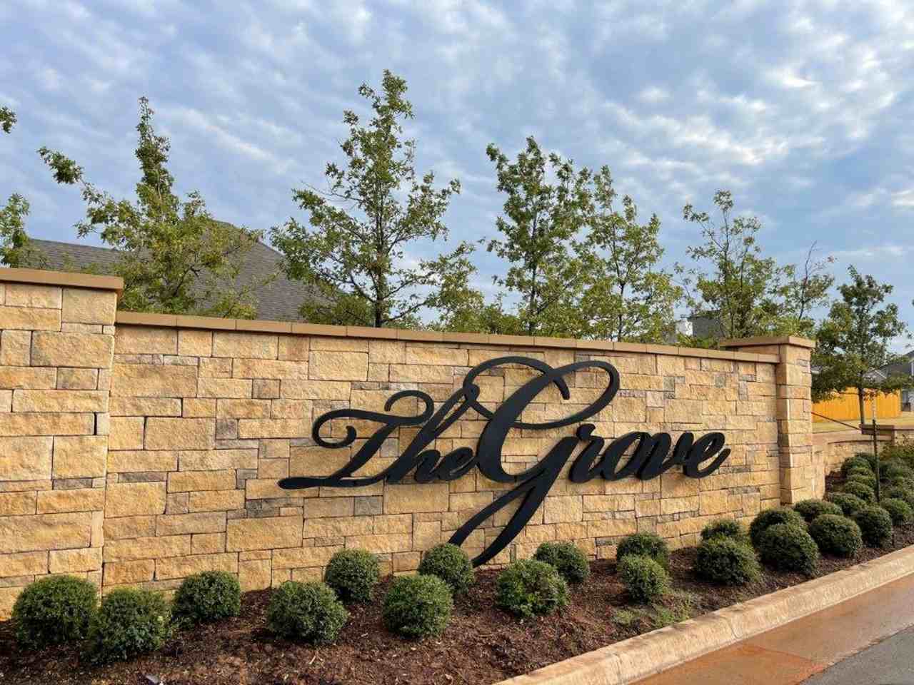 18417 Autumn Grove Dr - Photo 2 of 34